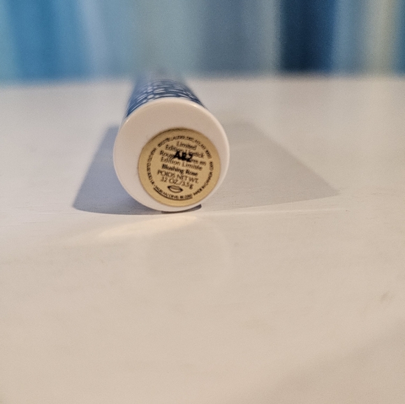 Estee Lauder Lipstick - Picture 4 of 4